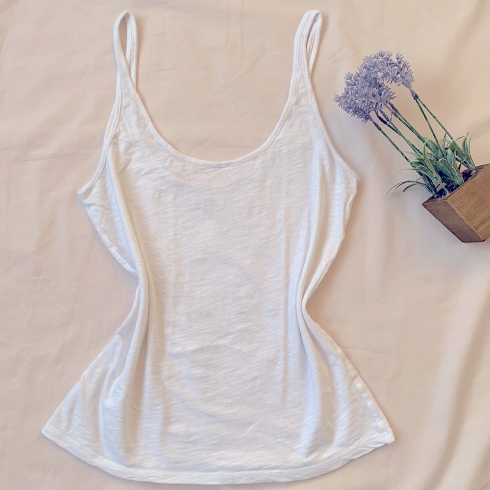 Aritzia Community white tank top, XXS, U front/back design, add on